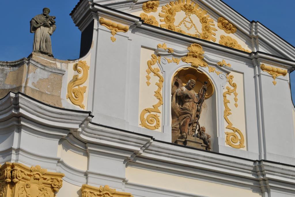 Penzion U Borovicku Литомержице Экстерьер фото